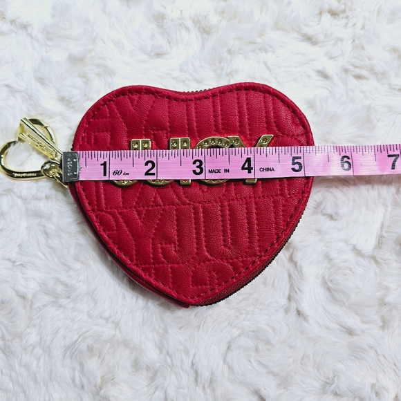 Juicy Couture - Crimson Heart Shaped Keychain Coin Purse - Picture 8 of 11